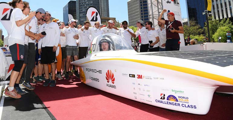 World Solar Challenge: в Австралії пройшли гонки найпрогресивніших авто на сонячних батареях